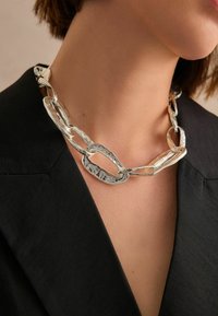 Next CHUNKY MOLTEN- REGULAR FIT - Kaelakee - silver tone