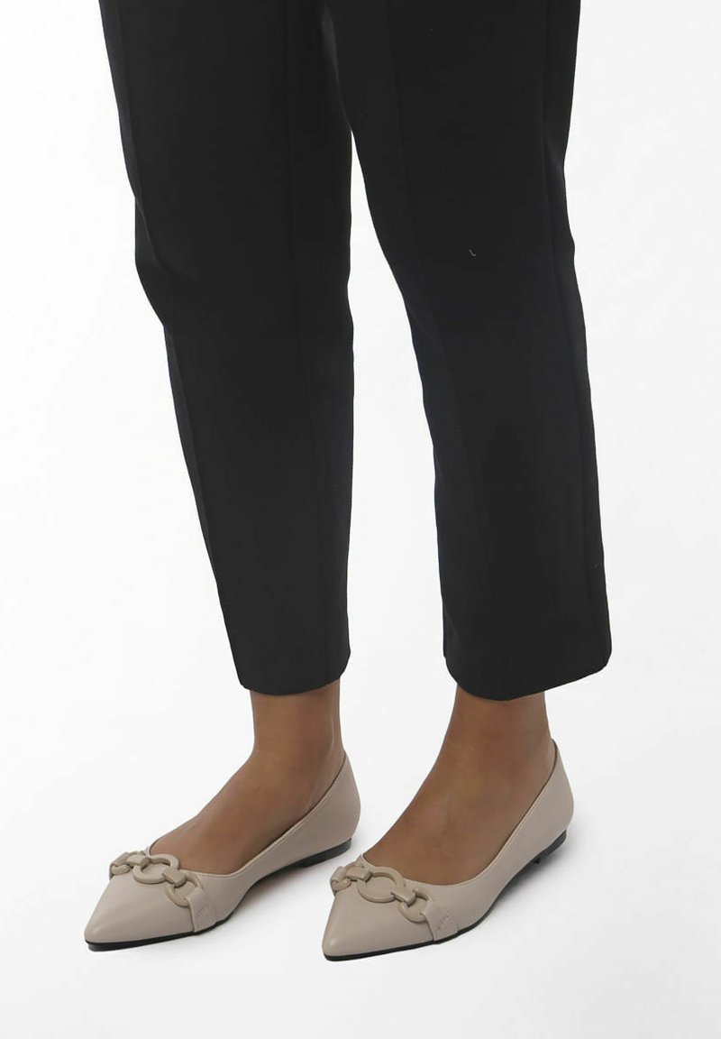 ballerine ecru femme