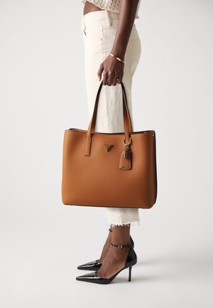 MERIDIAN GIRLFRIEND TOTE - Handtasche - cognac
