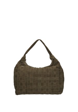 Bruine suède handtas met een geweven vierkant patroon en een enkele schouderriem, rechthoekige vorm met een zachte structuur.