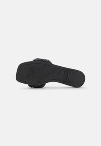 XTI Pantofle - black