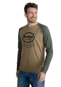 Petrol Industries MIT RUNDHALS UND LOGO - Pitkähihainen paita - grün