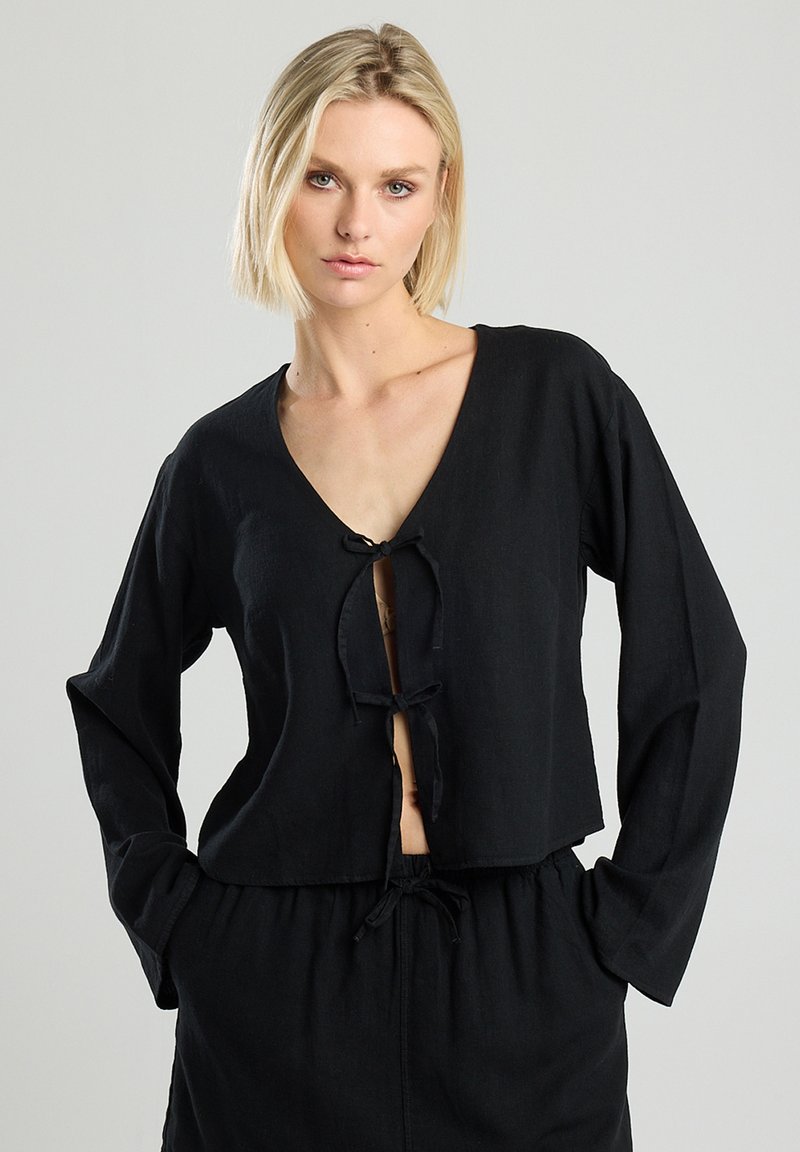 America Today BALU - Camicetta - black