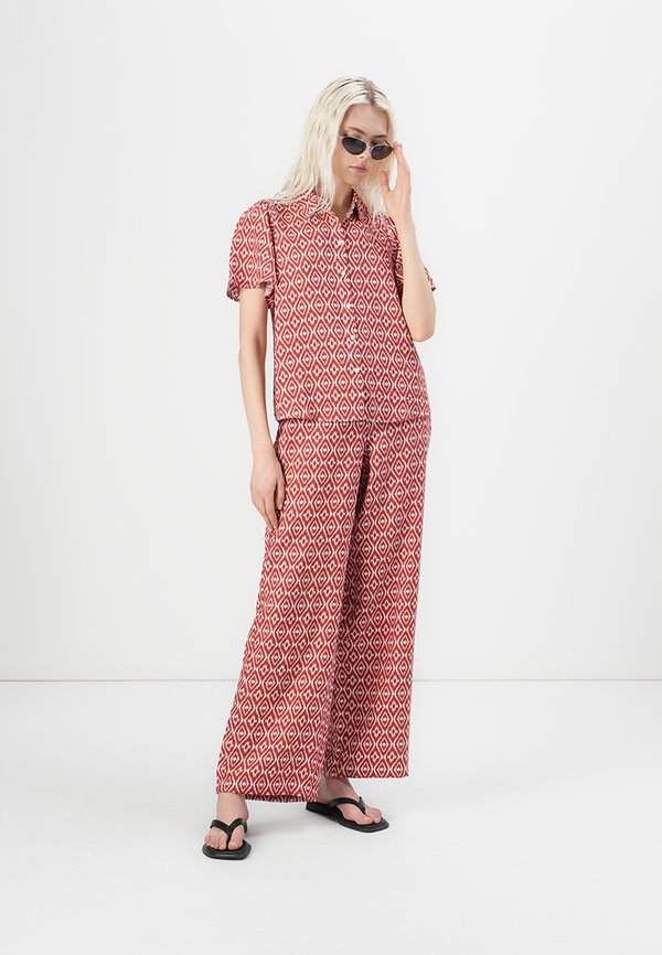 VIIDA WIDE PANTS - Trousers2