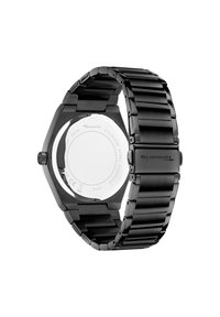 Zwarte roestvrijstalen horloge met een octagonaal uurwerk, metalen armband en een gepolijste afwerking. Beschikt over een heldere achterkant met graveerdetails.
