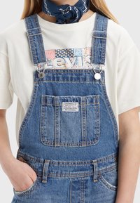 Levi's® CLASSIC SHORTALLS - Hängselbyxor - light-blue denim