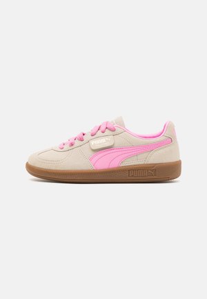 Puma, PALERMO JR UNISEX - Baskets basses - sugared almond/pink delight/gold