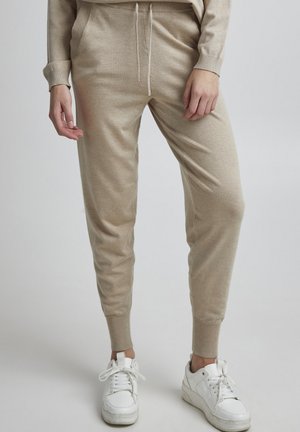 PZSARA - Tracksuit bottoms - white pepper