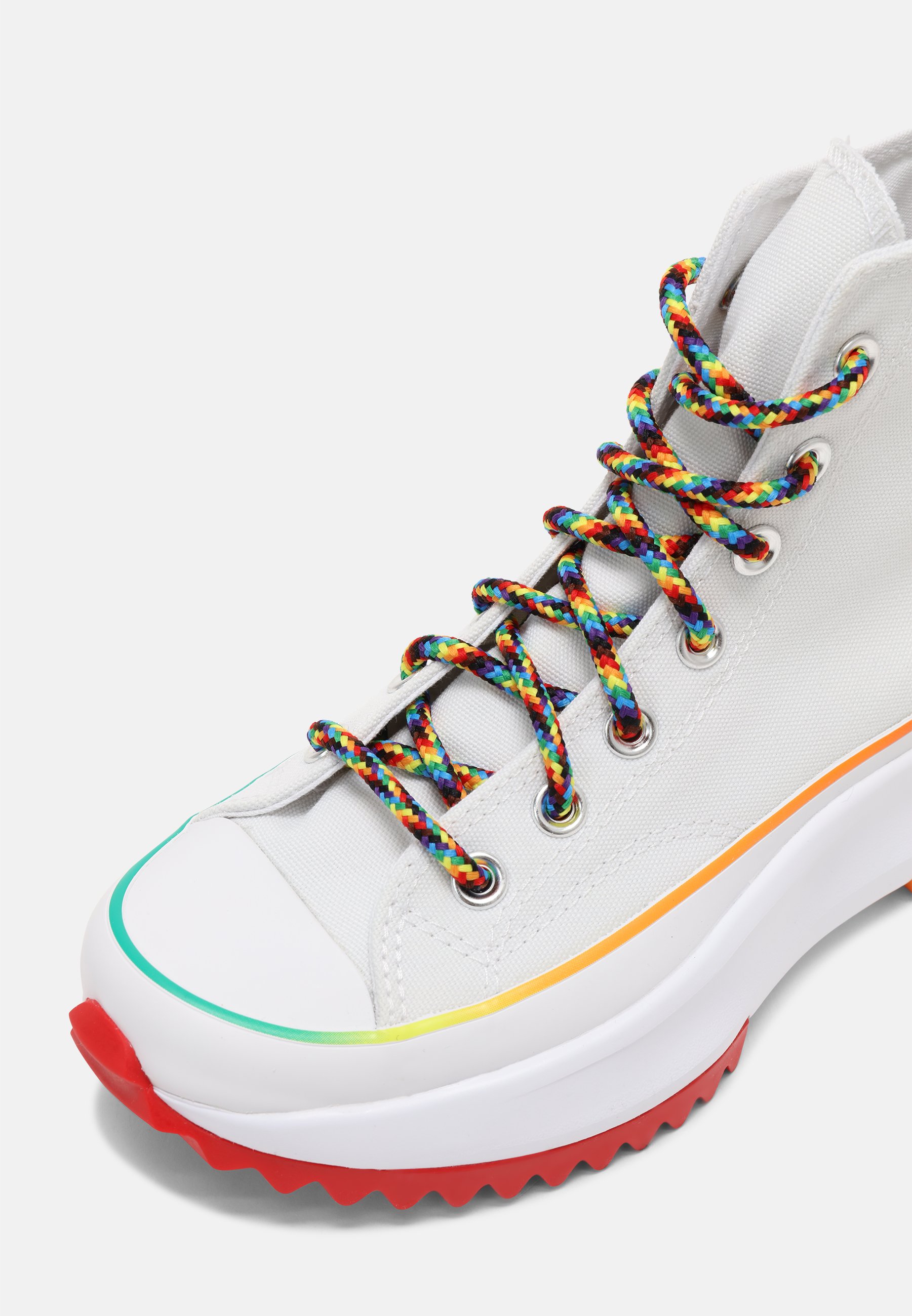 converse run star hike multicolor