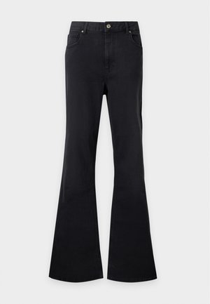 ONLY Carmakoma, CARPHOEBE - Flared jeans - washed black