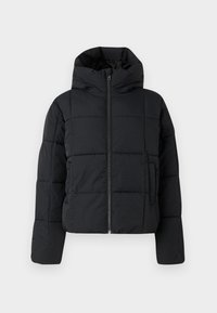 Chaqueta de plumas negra con capucha, con cierre de cremallera, diseño acolchado y bolsillos laterales. El material parece suave y resistente al agua.