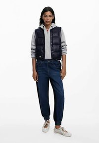 Desigual SET - Vest - black