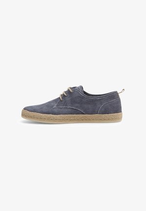 Bata, Stringate sportive - blu