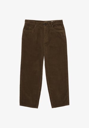 Pantalons en velours côtelé marron avec une coupe droite, un design à cinq poches et une fermeture à bouton, avec une texture côtelée verticale sur l'ensemble.