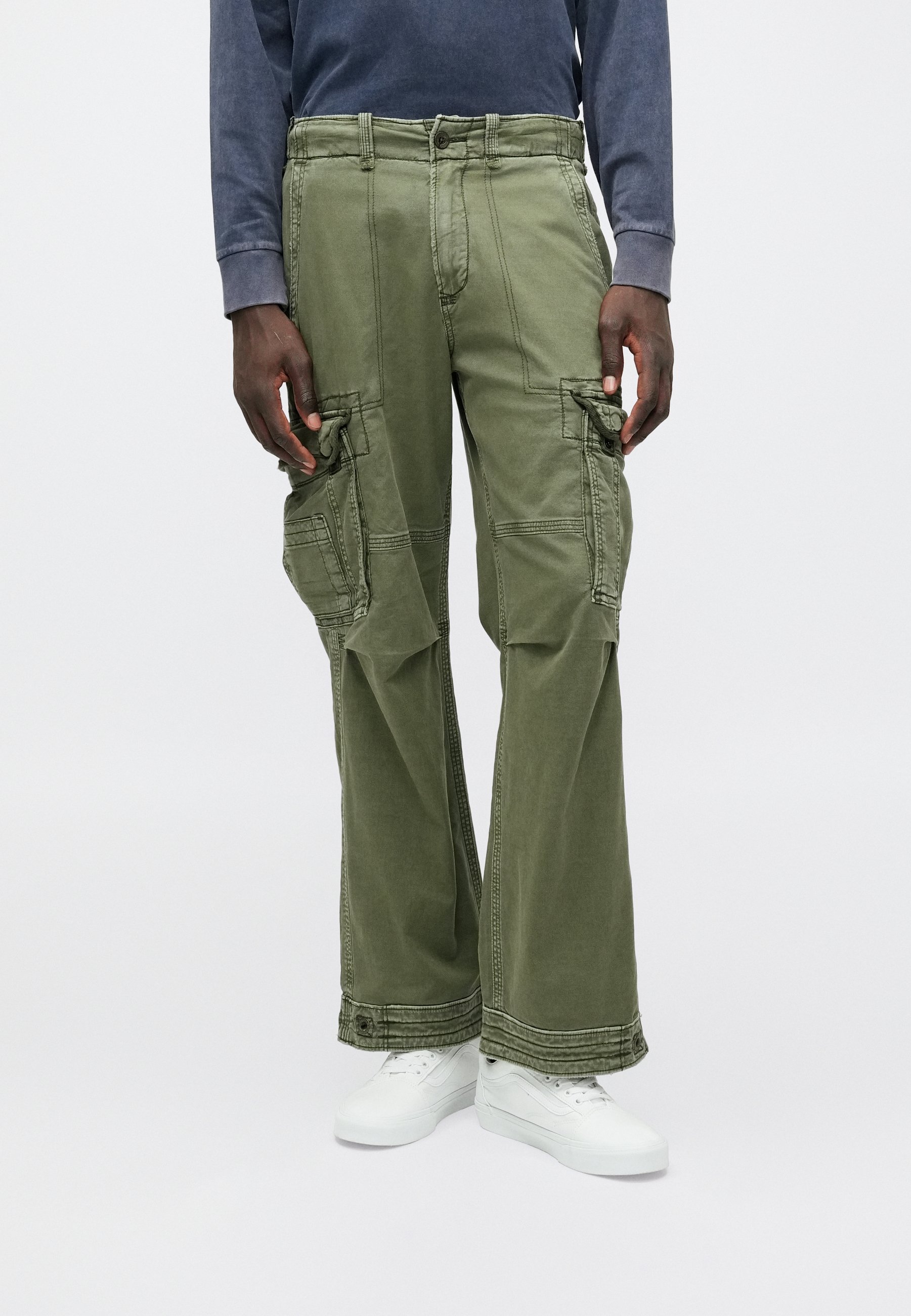 Abercrombie & Fitch ARCHIVE - Cargo trousers - olive - Zalando