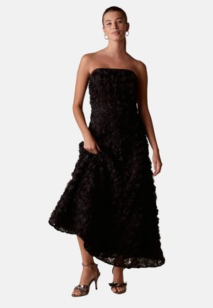 TALL FIT - 3D FLORAL BANDEAU  MAXI  - Ballkleid - black