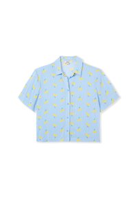 Korte mouw cropped shirt met blauwe en witte strepen, voorzien van gele bloemmotieven. Zachte stof, knoopsluiting aan de voorkant, basic kraag.
