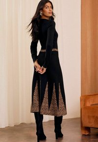 Love & Roses REGULAR FIT CHEVRON LONG SLEEVE - Sarafanas - black