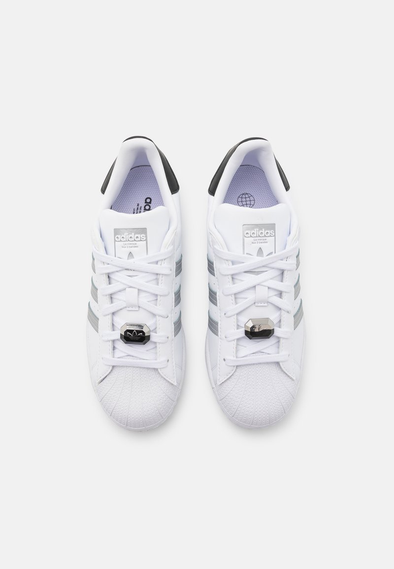 adidas superstar w silver