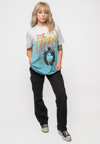 Paradiso Clothing THE DOORS LIGHT MY FIRE STACKED BLUE DYE WASH - Print T-shirt - blue