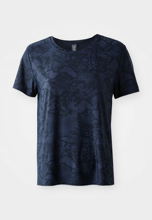 Donkerblauwe T-shirt met korte mouwen, bedrukt met een slangenhuidpatroon, gemaakt van gladde stof. Voorzien van een ronde halslijn en een casual pasvorm.