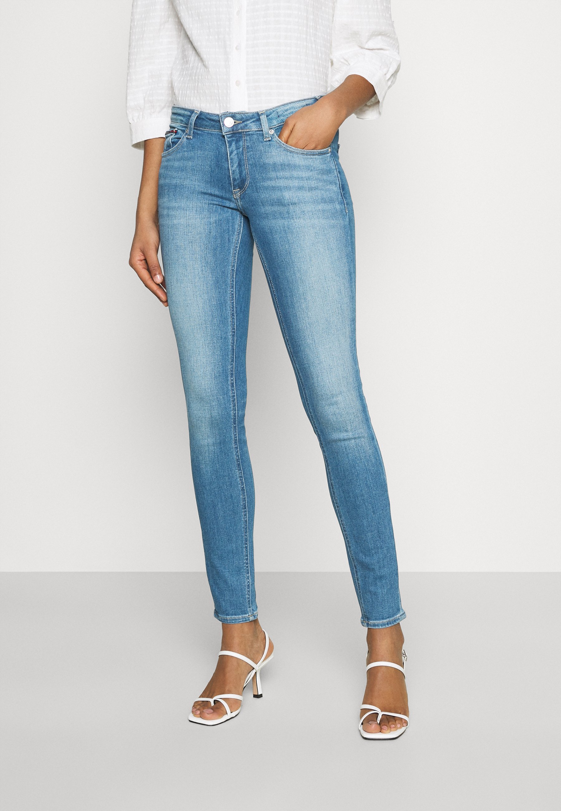 Welke Piepen komedie Tommy Jeans SOPHIE - Jeans Skinny Fit - denim light/light-blue denim -  Zalando.co.uk