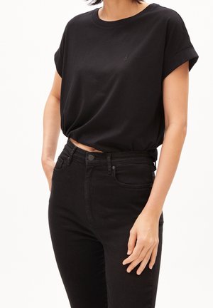 T-shirt basic
