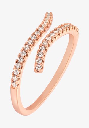 Roze gouden ring met een golvend ontwerp, voorzien van een rij kleine heldere kristallen langs de bovenkant en een gladde gepolierde band.