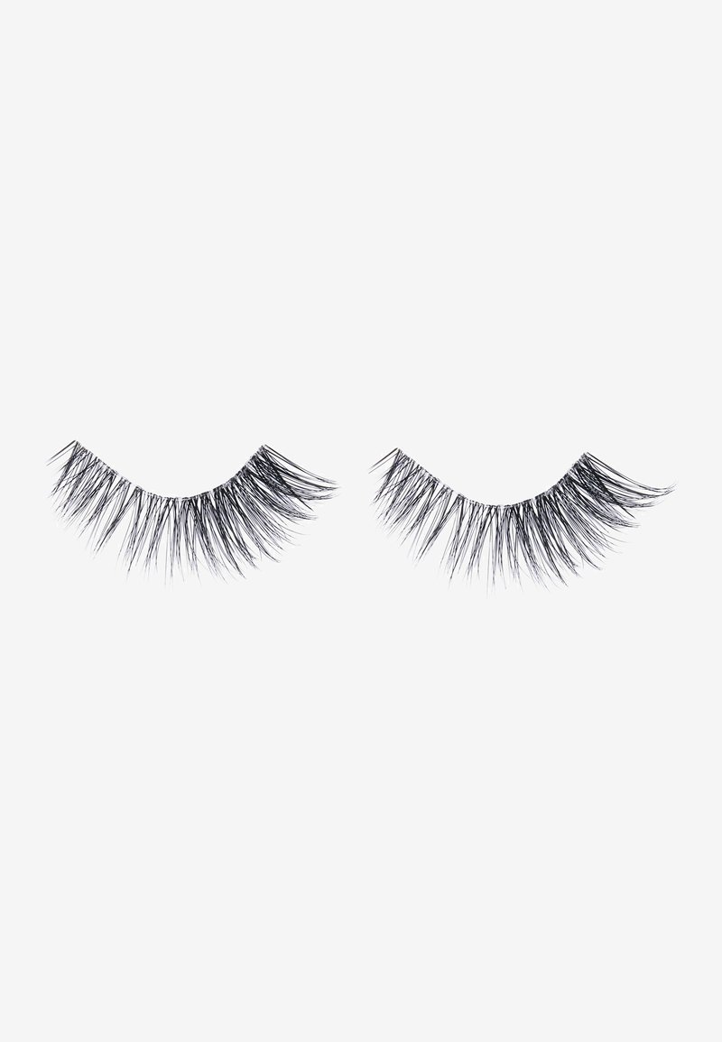 Makeup Revolution REVOLUTION LOVE ISLAND FAUX MINK FALSE ACCENT LASHES