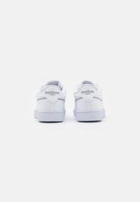 Reebok Classic CLUB C UNISEX - Sapatilhas - white