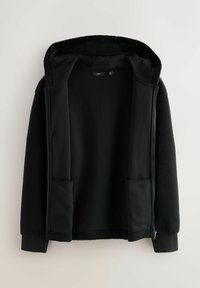 Schwarze Kapuzenjacke mit einem Reißverschluss vorne, aus einem weichen, strukturierten Material. Verfügt über zwei Fronttaschen und gerippte Bündchen.