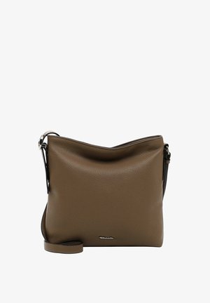 Brun läder crossbody-väska med en mjuk, texturerad yta, som har en enkel, rundad topp och en accent med silverfärgad logotyp.