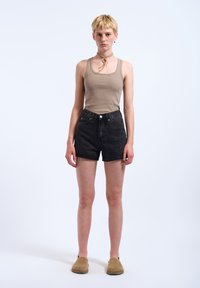 Dr.Denim NORA - Shorts di jeans - retro black