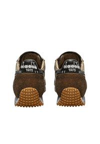 Diadora EQIPE DIRTY - Sneakers basse - verde salvia