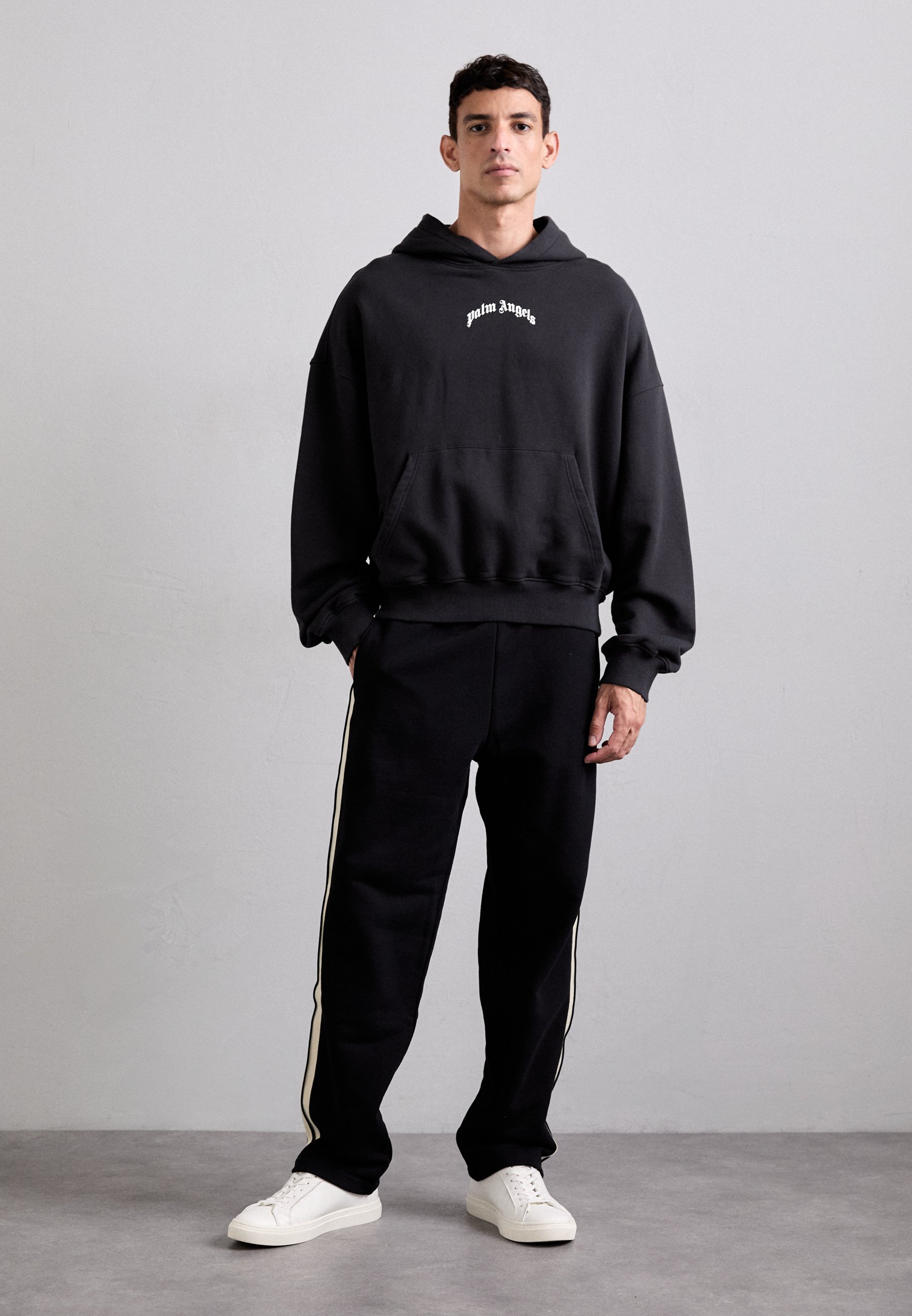 パーカー・フーディ Palm Angels \"BACK CURVED LOGO LOOSE\" HOODIE Palm Angels Curved Logo Loose Hoodie Zwart - Beachim