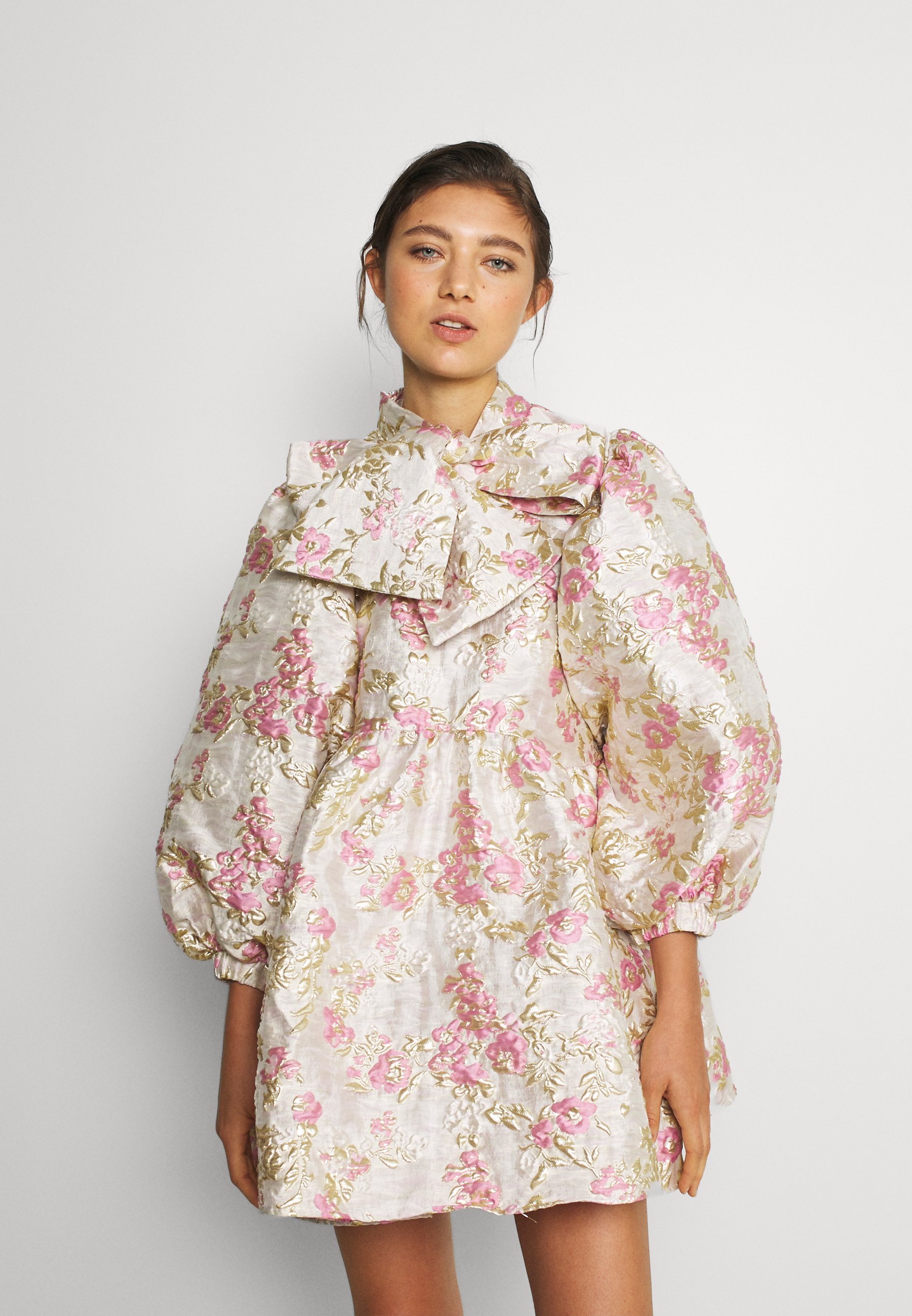 Sister Jane FONDNESS BOW MINI DRESS - Cocktailjurk - cream/crème - Zalando .be