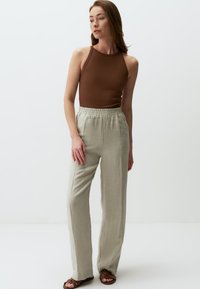 Jimmy Key SLIM FIT HALTER NECK BASIC - Top - brown