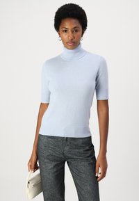 pure cashmere TURTLE NECK SHORT SLEEVE - Pulover - baby blue