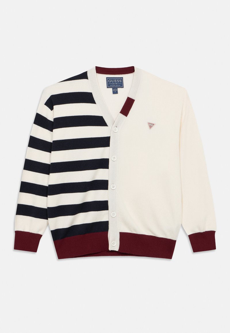 Cardigan en coton avec des rayures bleu marine et blanches, un accent bordeaux sur le col et les poignets, et un petit logo sur la poitrine. Cinq boutons.