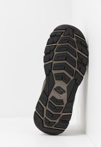 Skechers TRESMEN - Sandali da trekking - brown