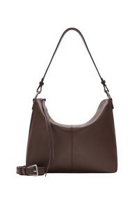Brązowa skórzana torba na ramię o zaokrąglonym kształcie, z jedną rączką i delikatnymi detalami stębnowania. Regulowany pasek i minimalistyczny design.