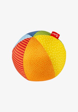 Weicher Stoffball mit genähten Paneelen in Gelb, Orange, Rot, Blau und Grün mit verschiedenen Mustern und einem roten Markenzeichen.