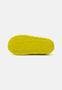 NANGA NANGA MOONSTAR für Mädchen Slipperform EUR 26 Hausschuh