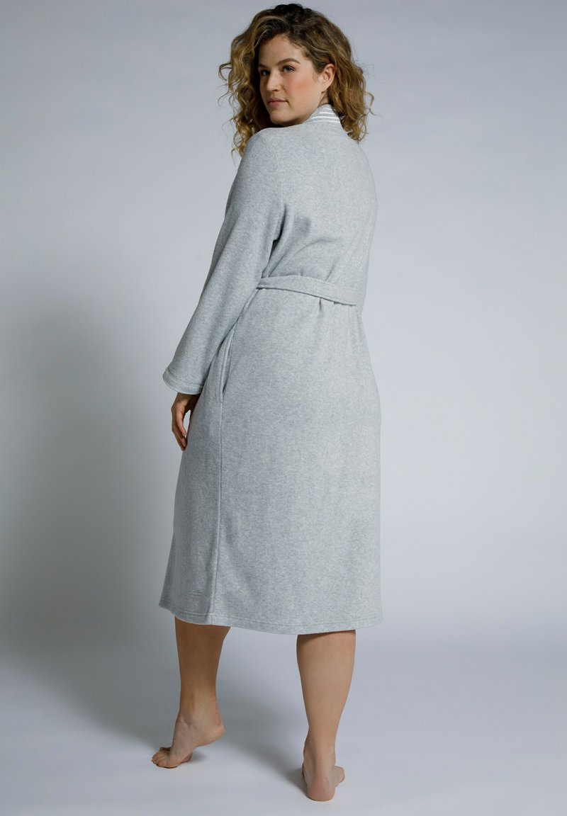Damen Nachthemden | Ulla Popken FLEECE Bademantel light grey melange/hellgrau-meliert - OQ76296 Damen Nachthemden | Ulla Popken FLEECE Bademantel light grey melange/hellgrau-meliert - OQ76296