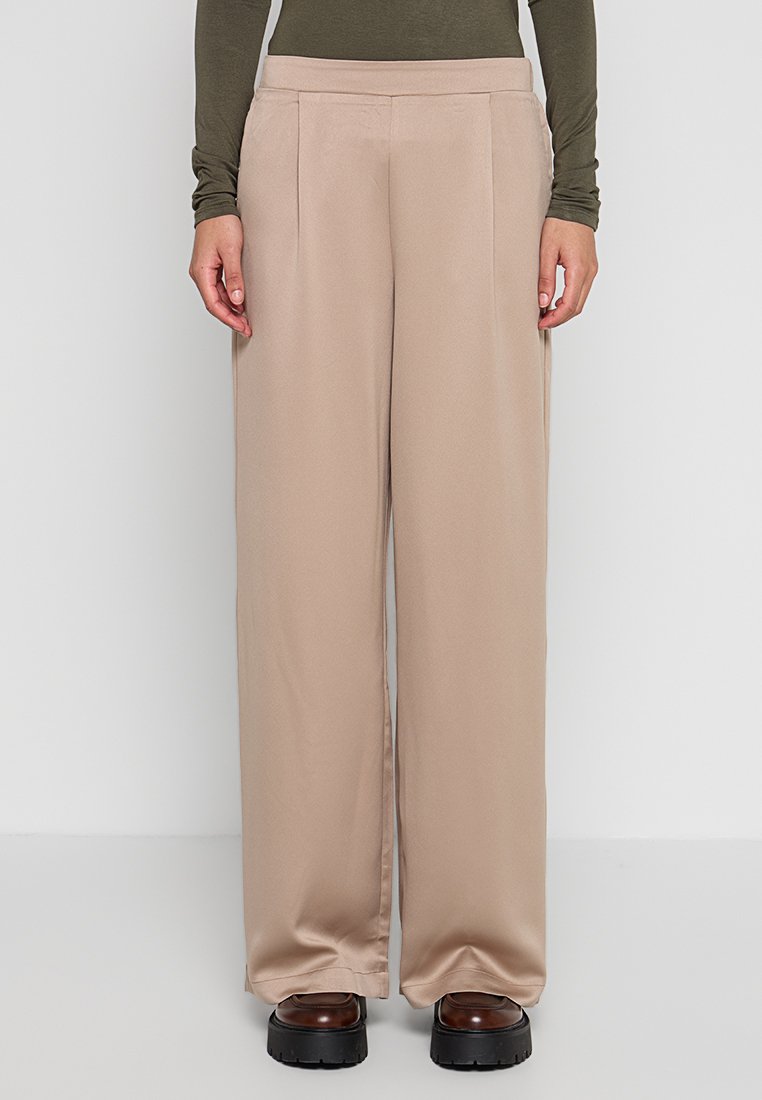 Vero Moda Tall Broek beige