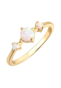 Zlatni prsten s tri opala: jedna velika središnja stijena i dvije manje bočne, sve s poliranim, iridescentnim završetkom.
