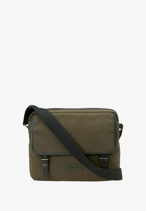 Olivgrüne rechteckige Umhängetasche mit schwarzem verstellbarem Schultergurt und Frontklappe mit zwei Schnallenriemen.