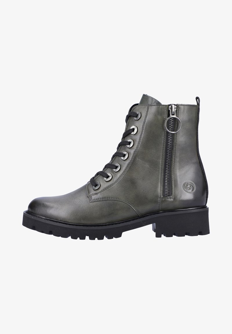 Groene leren enkelboot met vetersluiting aan de voorkant en ritssluiting aan de zijkant. Voorzien van een robuuste zwarte rubberen zool en metalen oogjes voor de veters.