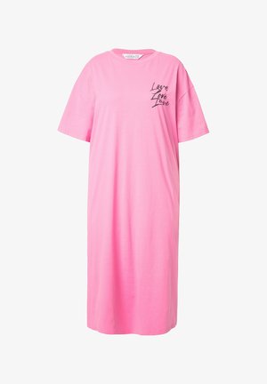 Roze oversized T-shirt jurk, korte mouwen, ronde halslijn, met een "Love" logo op de linker borst, gemaakt van zachte katoen.