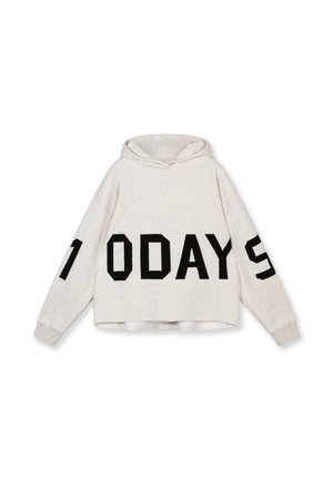 Lichtgrijze hoodie met grote zwarte tekst die "7DAYS" over de voorkant en mouwen leest. Zachte, casual stof met een relaxed fit.